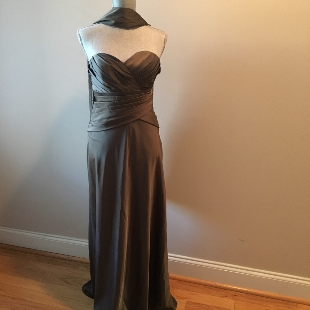 Beautiful satin strapless gown with scarf